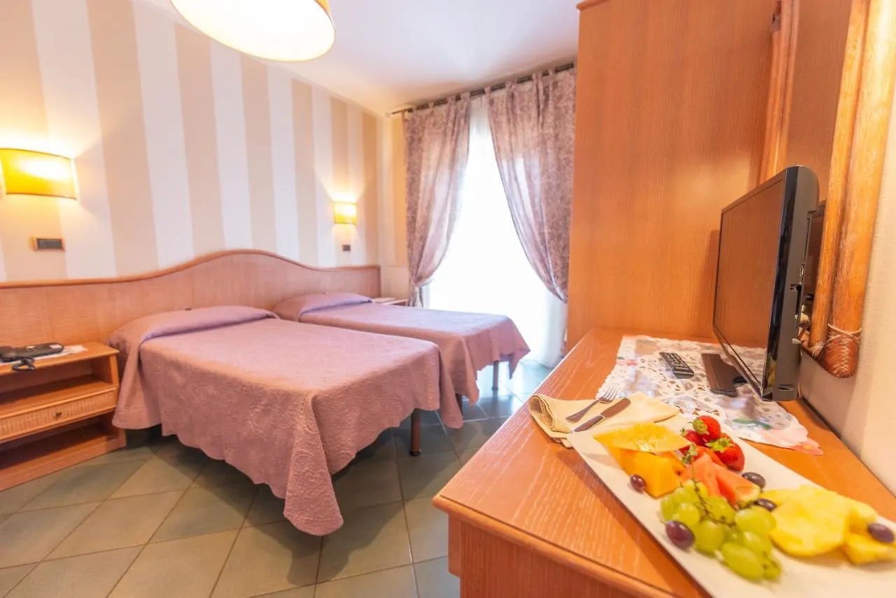 Hotel Tirreno Forte dei Marmi Italy