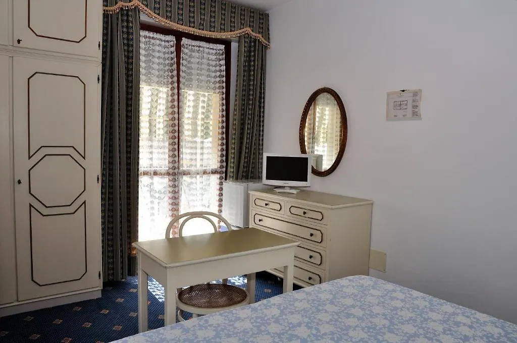 Hotel Tirreno Forte dei Marmi